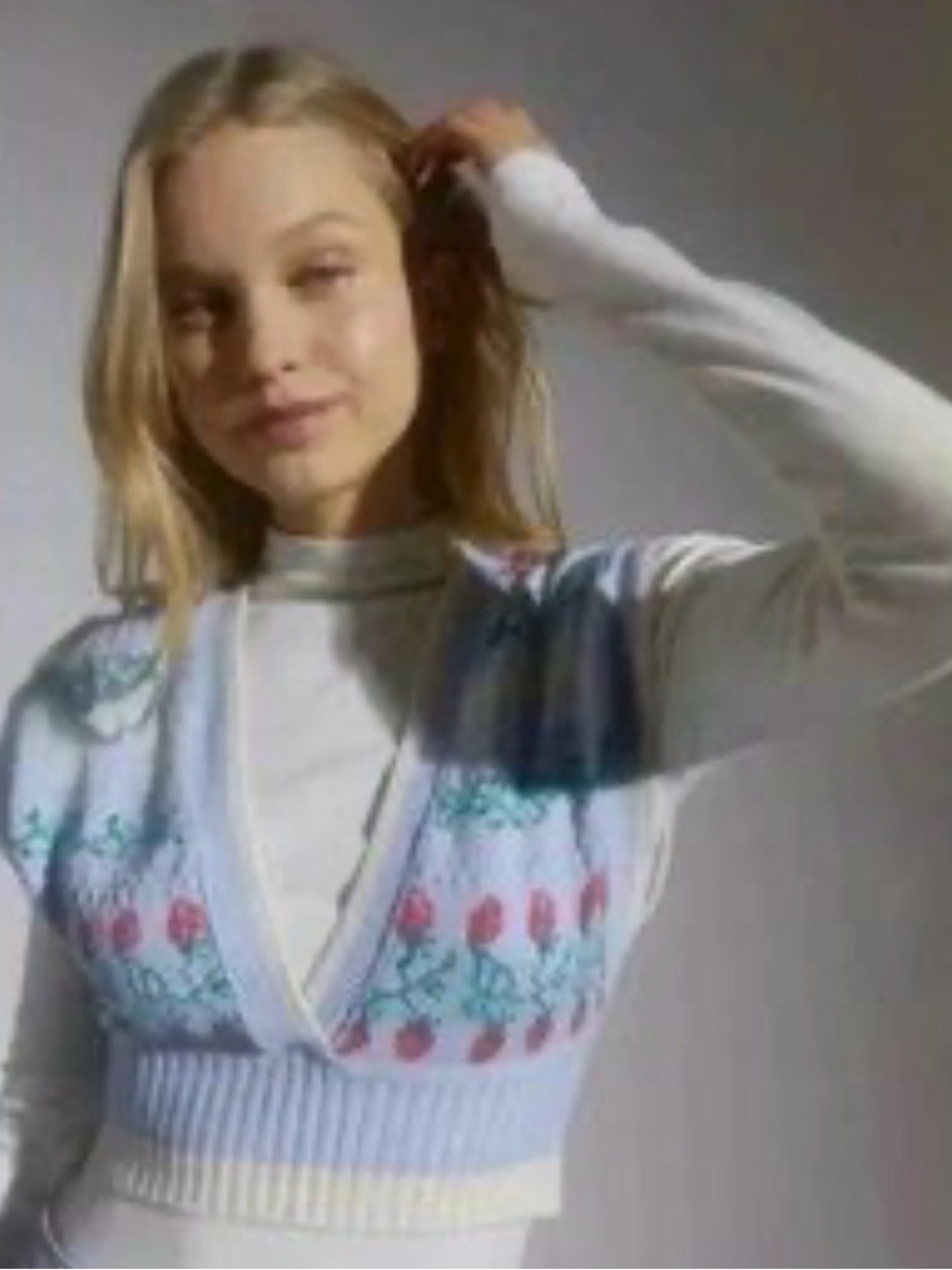 Urban Outfitters Light Blue Floral V‑Neck Knit Vest